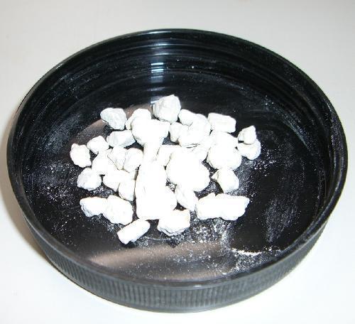 ■ゼオライト　20ｋｇ　粒径5〜10ｍｍ■